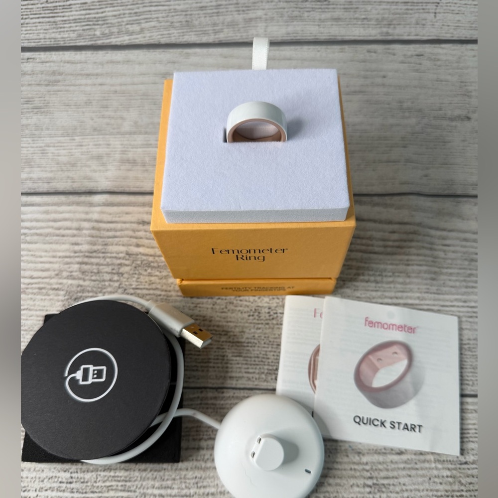 femometer Smart Ring Gen 1 Ceramic | Sleep, Heart Rate & Cycle Monitoring - Picture 6 of 6